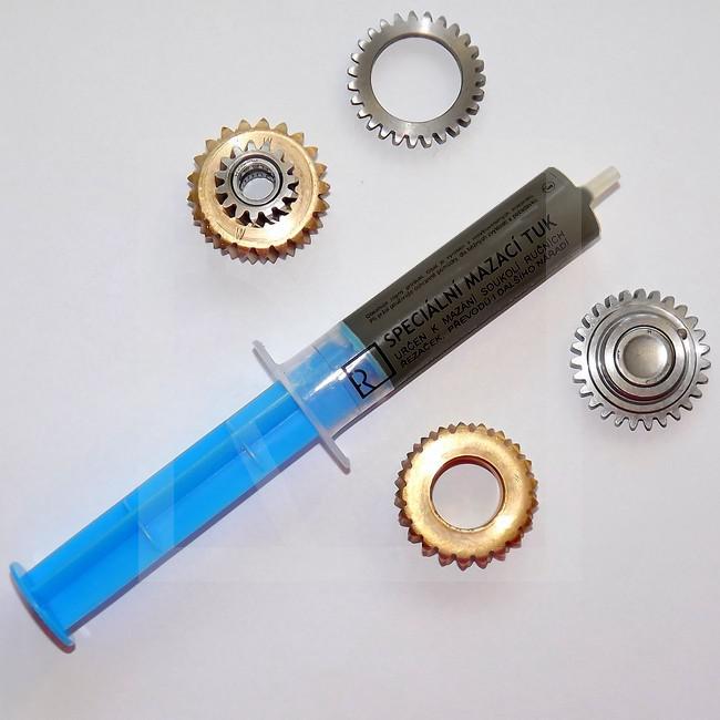 Grease Special G with graphite for gear-box, tooth wheel - vaseline in injection - self-lubricating (20 ml) - detail photo 1004