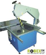 BR 15 and BR 16 - angular band saw for PUR